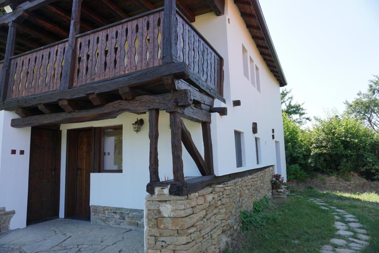 Къща За Гости "Касапите" Kameshtitsa Exterior foto