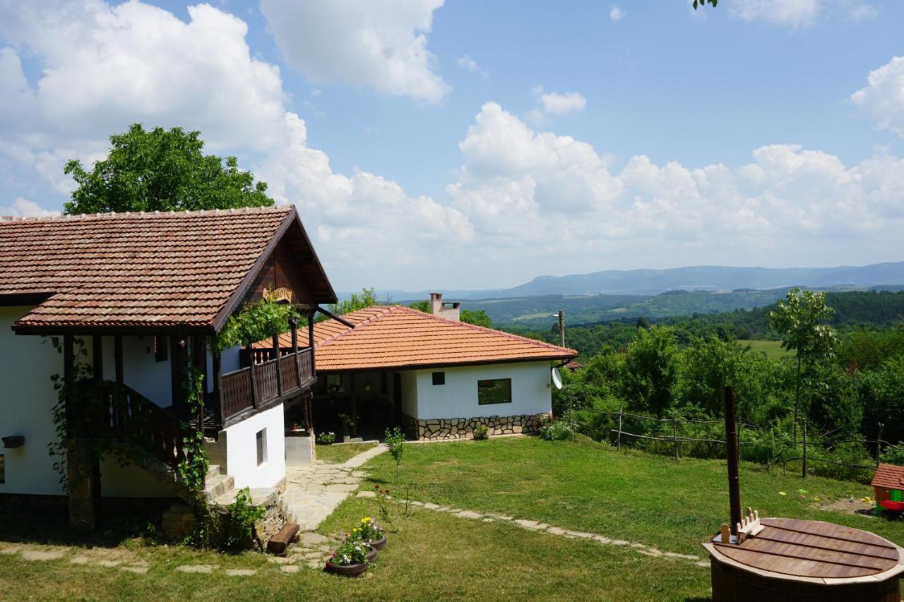 Къща За Гости "Касапите" Kameshtitsa Exterior foto